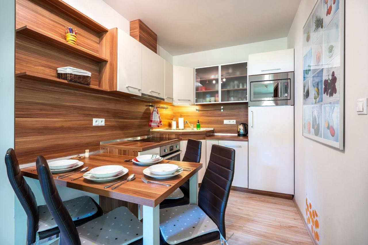 Apartment Emilka Tale-Wellness 5 Min-Balcony-Hiking-View Horná Lehota Exterior foto