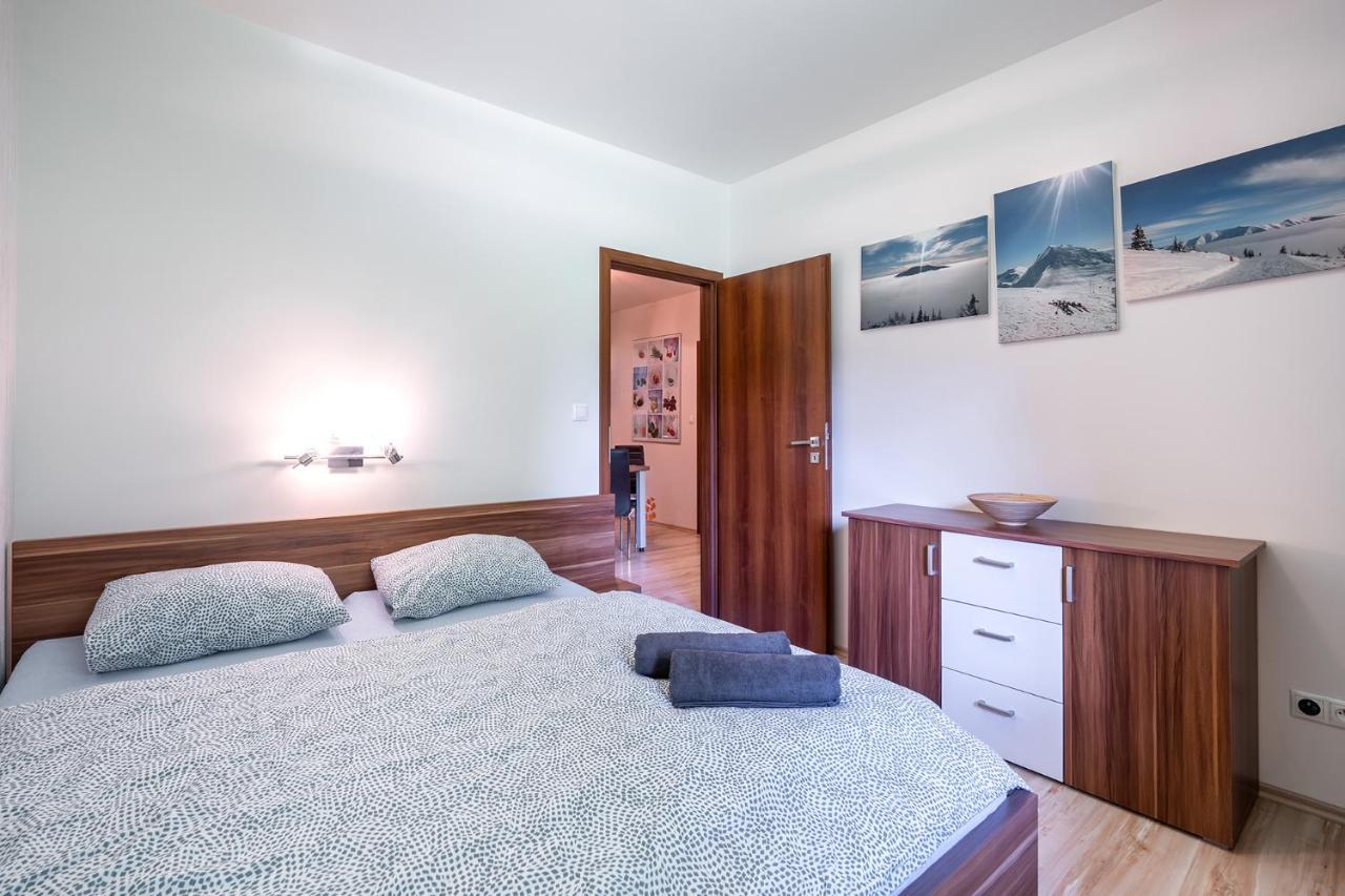 Apartment Emilka Tale-Wellness 5 Min-Balcony-Hiking-View Horná Lehota Exterior foto